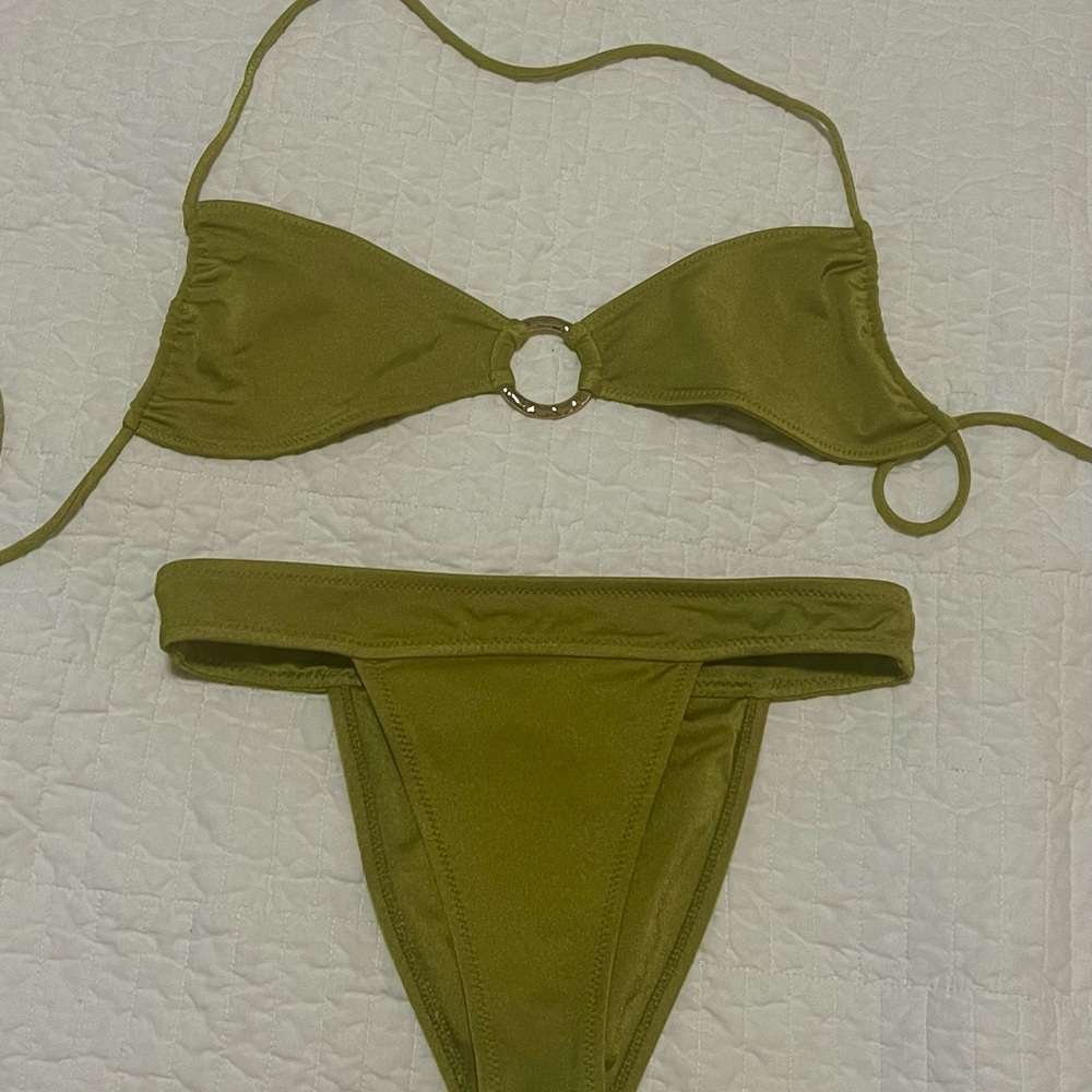 Green Sommer Swim Bikini Set size small top and bottom 🤍